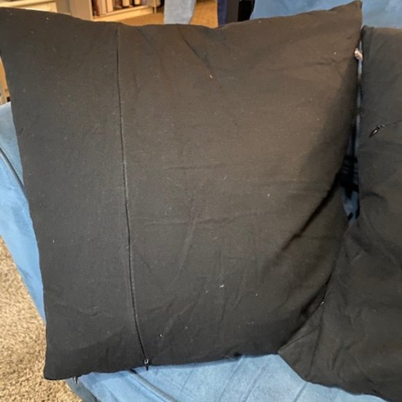 Rodeo Home pair of Black and Silver Greek Key pillows - Picture 6 of 13